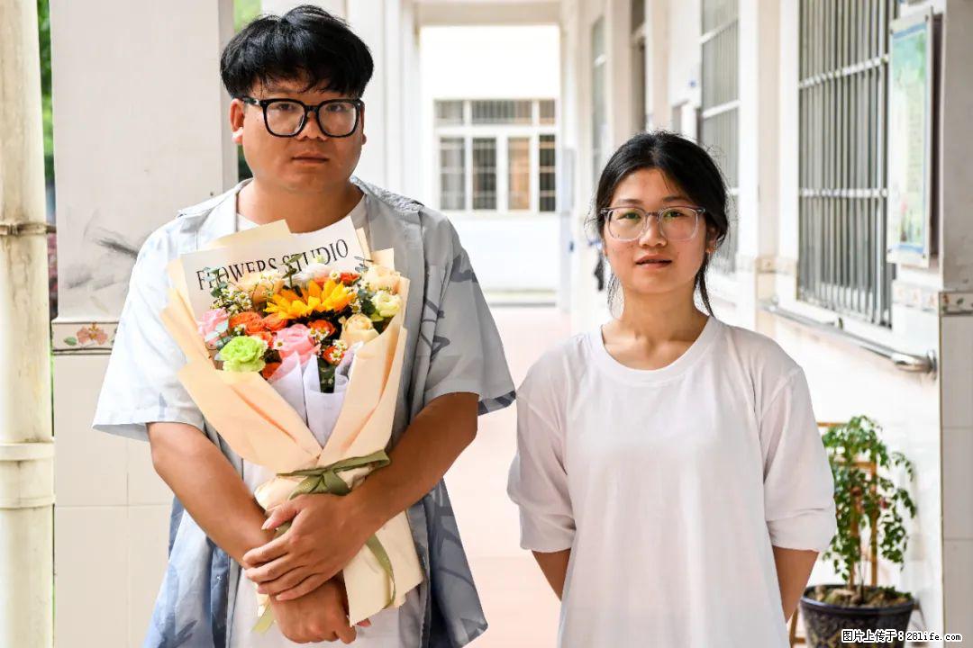 全网追的“扁担女孩”，找了一份暑假工，时薪12元 - 七台河生活资讯 - 七台河28生活网 qth.28life.net